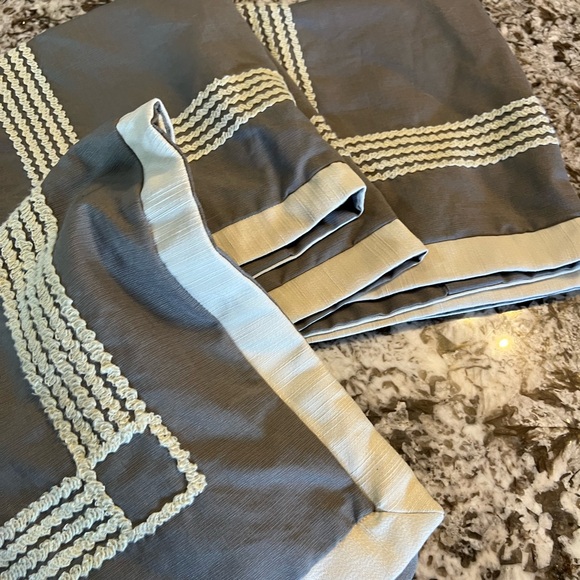 6 Piece Madison Park King Size Duvet Comforter Bedding Set Gray White Home Decor - Picture 11 of 16